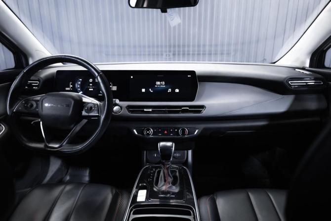 BAIC U5 Plus с пробегом 2023 года, цена 1 420 000 рублей, 32747 км, седан, Автокод Объявления