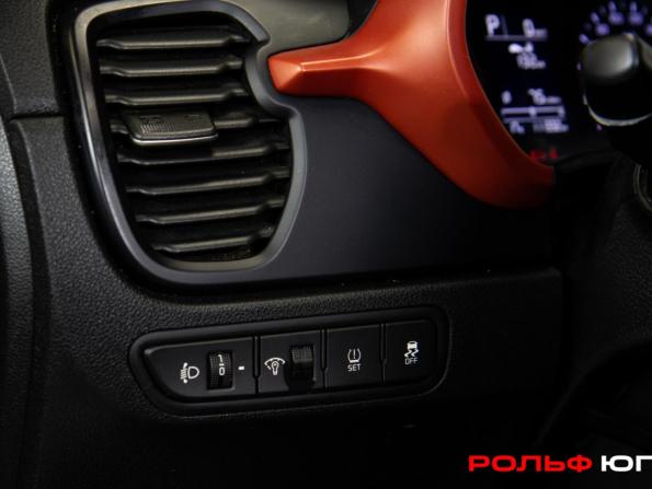 Kia Rio IV Рестайлинг с пробегом 2021 года, цена 1 493 000 рублей, 111331 км, седан, Автокод Объявления