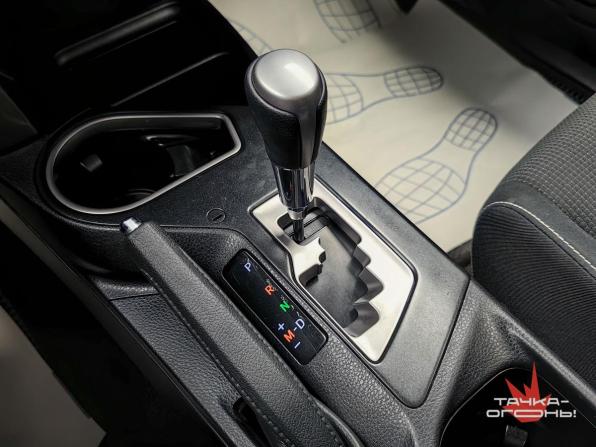 Toyota RAV4 IV (XA40) Рестайлинг с пробегом 2015 года, цена 2 218 000 рублей, 160000 км, внедорожник, Автокод Объявления