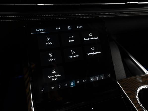 Cadillac Escalade V Рестайлинг с пробегом 2025 года, цена 20 700 000 рублей, 400 км, внедорожник, Автокод Объявления