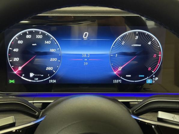 Mercedes-Benz GLE II (V167) Рестайлинг с пробегом 2025 года, цена 11 845 000 рублей, 39 км, внедорожник, Автокод Объявления