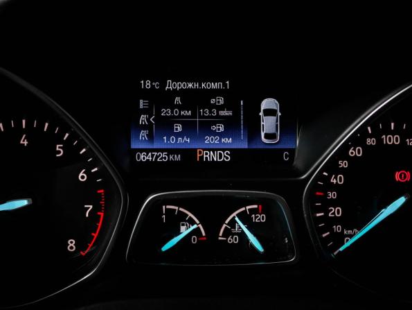 Ford Kuga II Рестайлинг с пробегом 2018 года, цена 1 780 000 рублей, 64724 км, внедорожник, Автокод Объявления