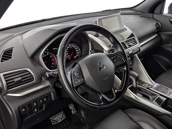Mitsubishi Eclipse Cross I с пробегом 2019 года, цена 1 895 000 рублей, 124580 км, внедорожник, Автокод Объявления