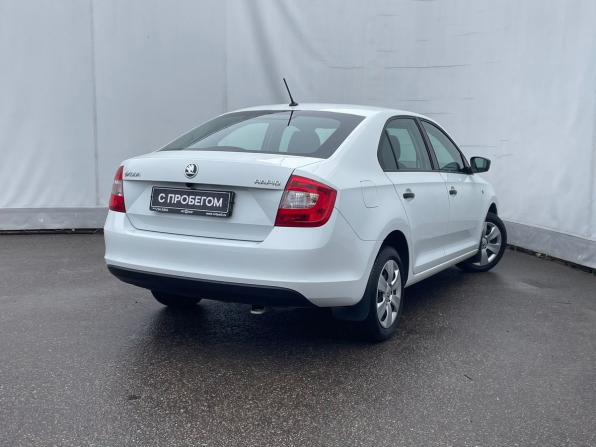Skoda Rapid I с пробегом 2015 года, цена 1 070 000 рублей, 124590 км, лифтбек, Автокод Объявления