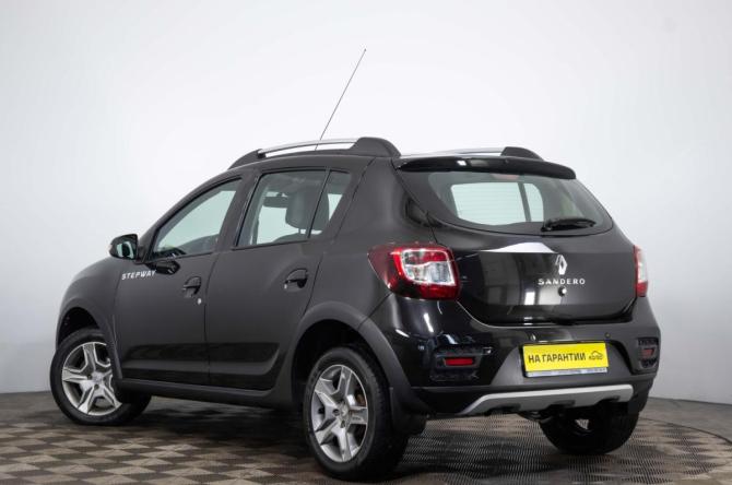 Renault Sandero II Рестайлинг с пробегом 2020 года, цена 1 619 000 рублей, 55893 км, хэтчбек, Автокод Объявления