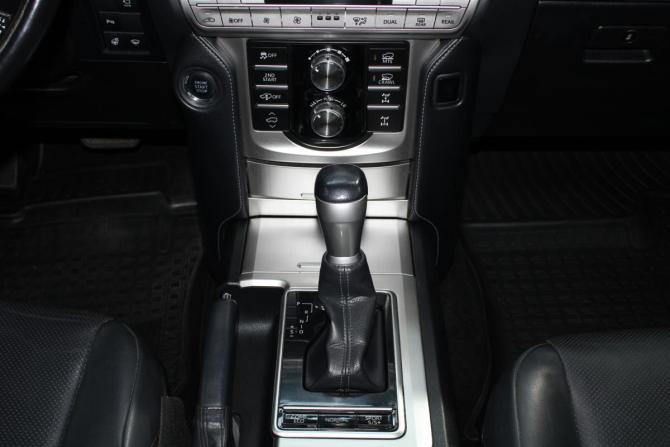 Toyota Land Cruiser Prado 150 Series Рестайлинг 3 с пробегом 2021 года, цена 7 500 000 рублей, 95000 км, внедорожник, Автокод Объявления