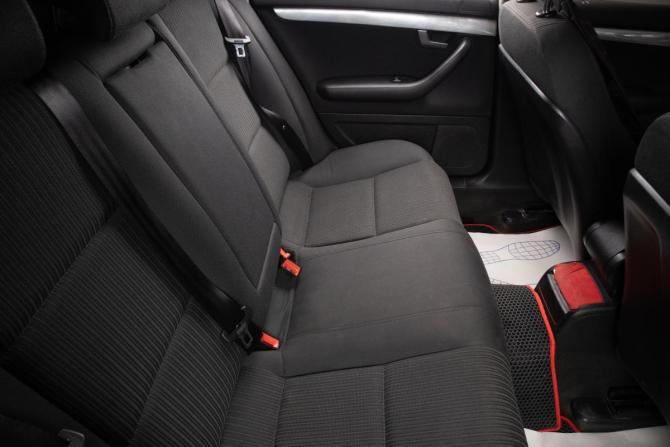 Audi A4 III (B7) с пробегом 2005 года, цена 629 000 рублей, 284000 км, седан, Автокод Объявления