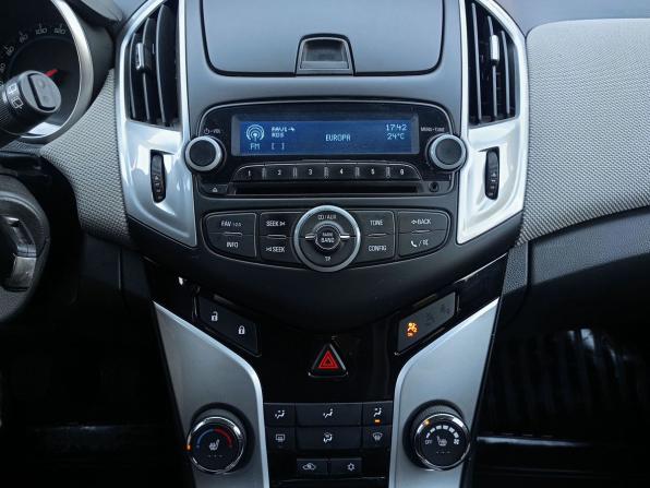 Chevrolet Cruze I Рестайлинг с пробегом 2013 года, цена 875 000 рублей, 96319 км, хэтчбек, Автокод Объявления