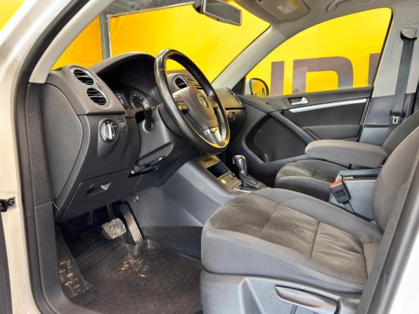 Volkswagen Tiguan I Рестайлинг с пробегом 2013 года, цена 1 499 000 рублей, 176352 км, внедорожник, Автокод Объявления