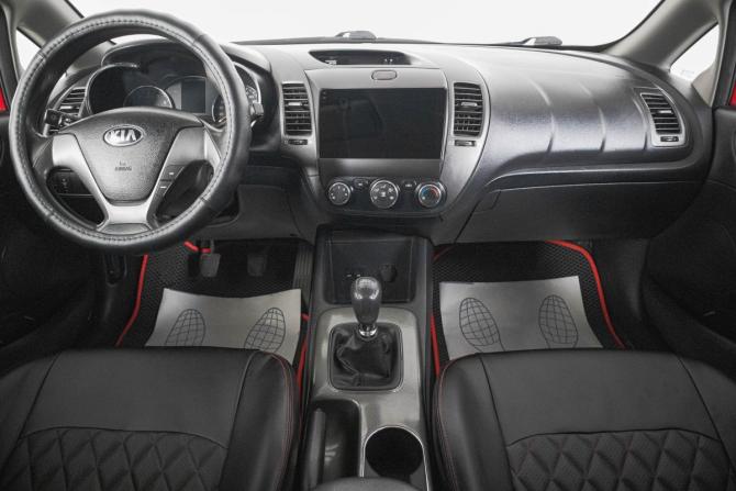 Kia Cerato III с пробегом 2014 года, цена 899 000 рублей, 280000 км, седан, Автокод Объявления