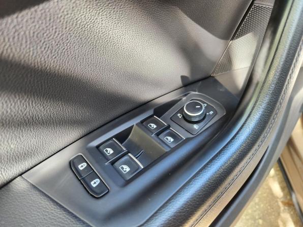 Volkswagen Touareg III с пробегом 2019 года, цена 3 600 000 рублей, 201000 км, внедорожник, Автокод Объявления