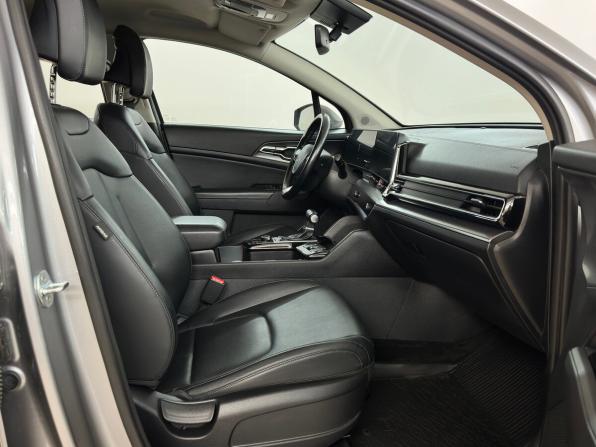 Kia Sportage V с пробегом 2022 года, цена 3 390 000 рублей, 54018 км, внедорожник, Автокод Объявления