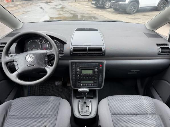Volkswagen Sharan I Рестайлинг 2 с пробегом 2009 года, цена 650 000 рублей, 465000 км, минивэн, Автокод Объявления