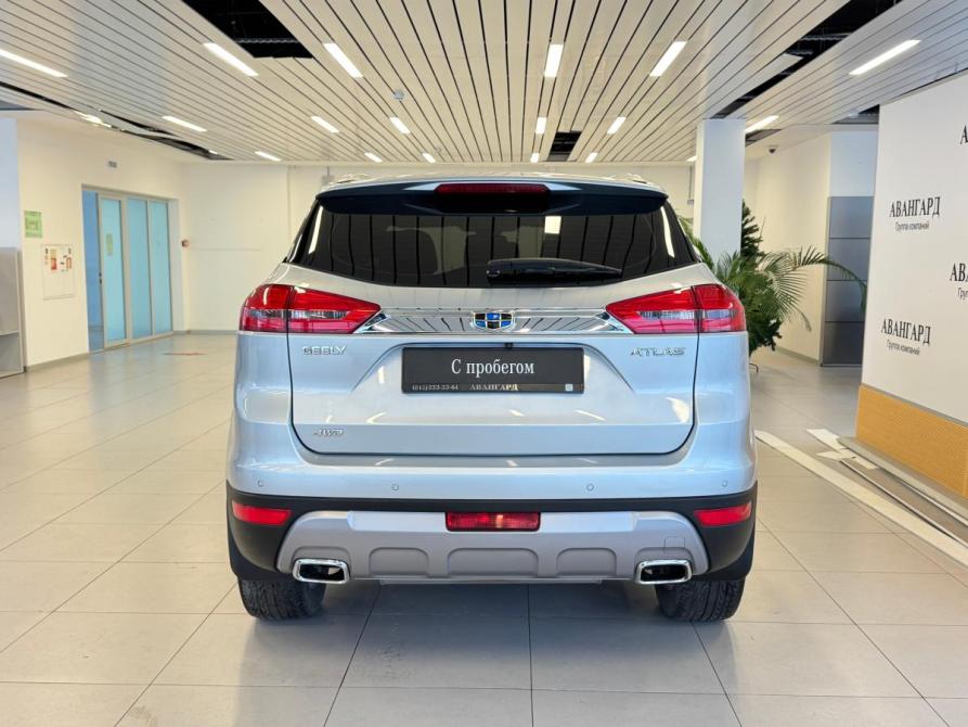 Geely Atlas I Санкт-Петербург  - изображение 4