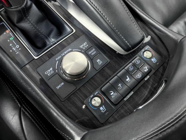 Lexus LS IV Рестайлинг 2 с пробегом 2014 года, цена 2 950 000 рублей, 160000 км, седан, Автокод Объявления
