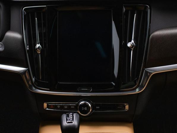 Volvo V90 Cross Country I с пробегом 2018 года, цена 3 071 000 рублей, 150264 км, универсал, Автокод Объявления