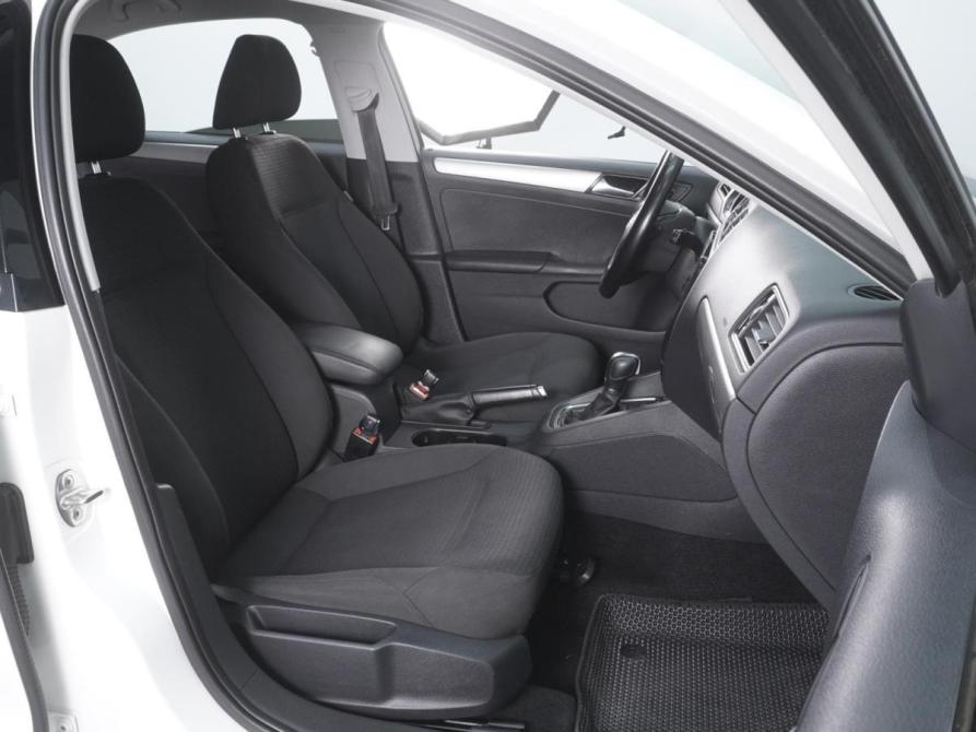 Volkswagen Jetta VI Рестайлинг Ростов-на-Дону  - изображение 8