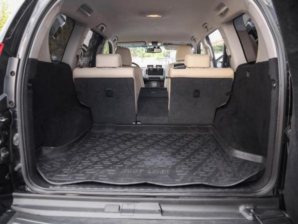 Toyota Land Cruiser Prado 150 Series Рестайлинг 1 с пробегом 2014 года, цена 3 399 000 рублей, 186949 км, внедорожник, Автокод Объявления