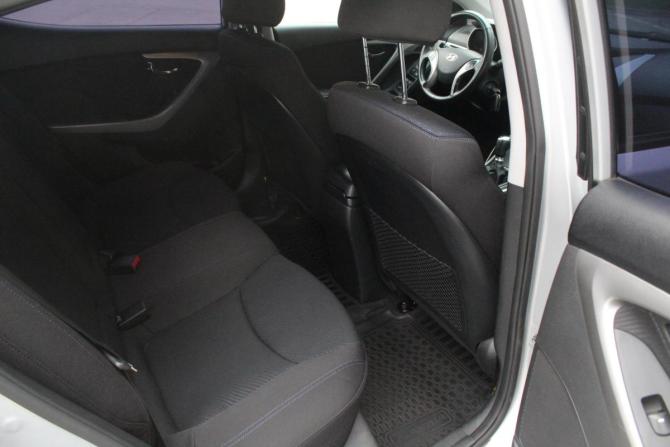 Hyundai Elantra V (MD) с пробегом 2013 года, цена 895 000 рублей, 222742 км, седан, Автокод Объявления