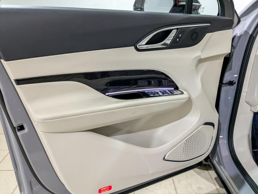 Hongqi HS3 Химки  - изображение 17