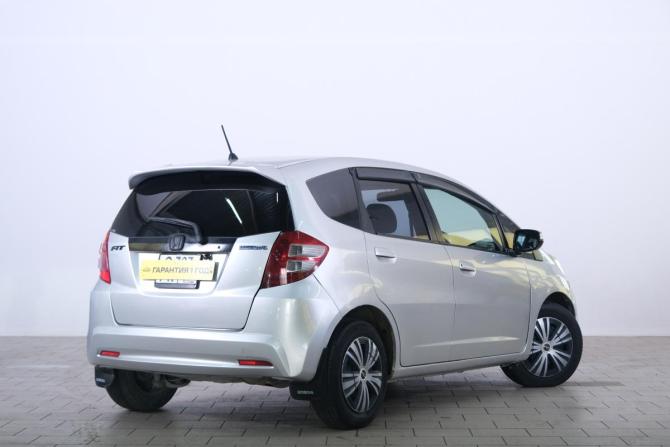 Honda Fit II с пробегом 2010 года, цена 529 000 рублей, 566000 км, хэтчбек, Автокод Объявления
