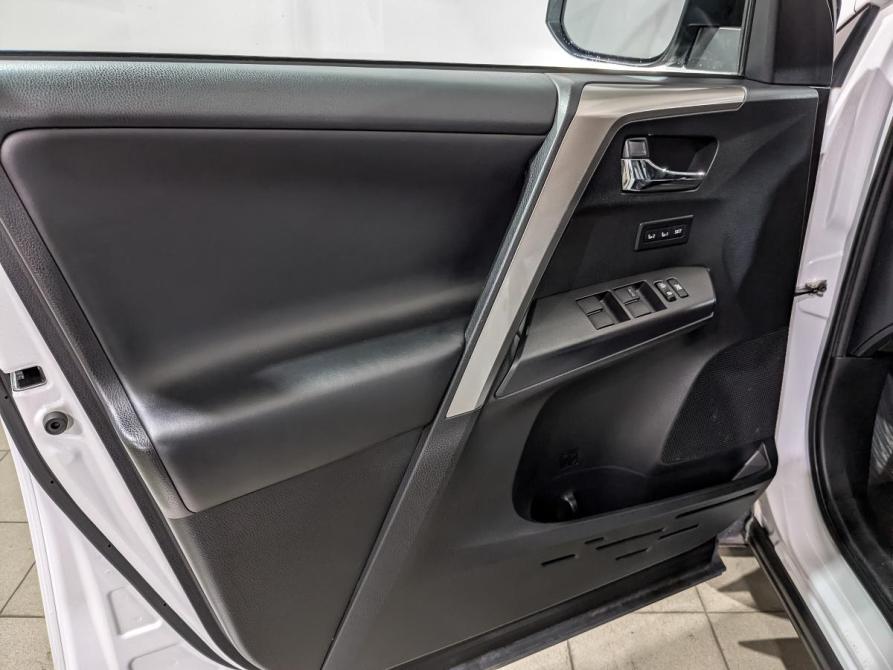 Toyota RAV4 IV (XA40) Рестайлинг Химки  - изображение 19