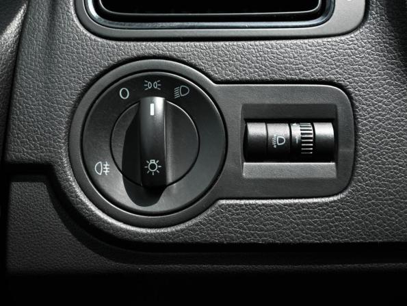 Volkswagen Polo V с пробегом 2011 года, цена 699 000 рублей, 174206 км, седан, Автокод Объявления