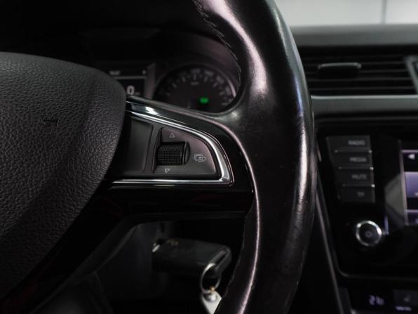 Skoda Octavia III (A7) с пробегом 2013 года, цена 999 000 рублей, 219919 км, лифтбек, Автокод Объявления