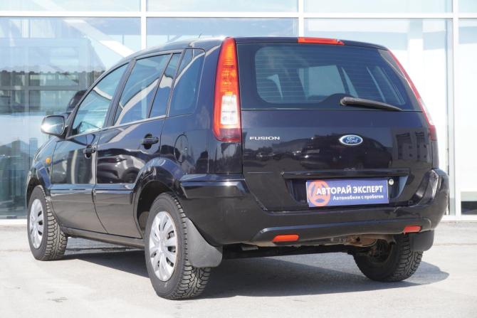 Ford Fusion I Рестайлинг с пробегом 2009 года, цена 390 000 рублей, 195809 км, хэтчбек, Автокод Объявления