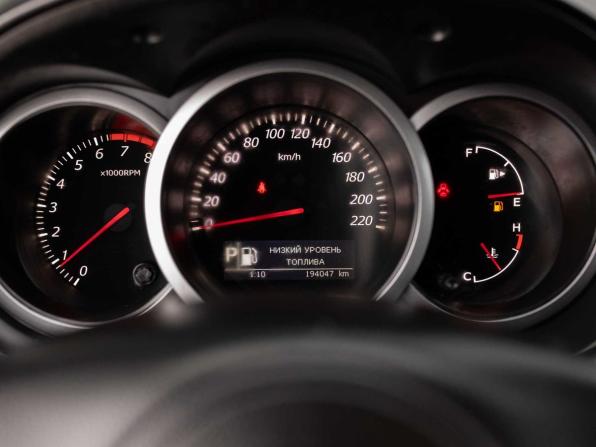 Suzuki Grand Vitara II Рестайлинг с пробегом 2010 года, цена 970 000 рублей, 194045 км, внедорожник, Автокод Объявления