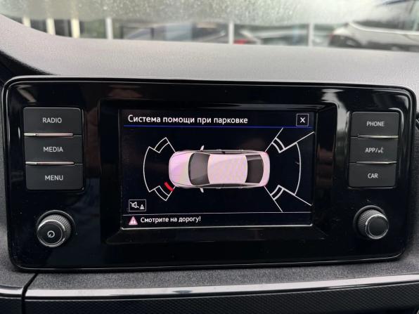 Volkswagen Polo VI с пробегом 2021 года, цена 1 399 000 рублей, 114147 км, лифтбек, Автокод Объявления