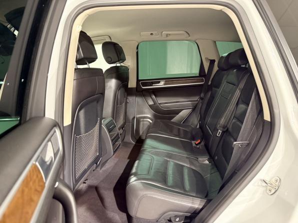 Volkswagen Touareg II Рестайлинг с пробегом 2016 года, цена 3 199 000 рублей, 131751 км, внедорожник, Автокод Объявления