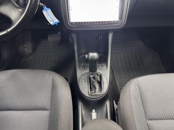 Skoda Fabia II Рестайлинг с пробегом 2011 года, цена 889 000 рублей, 111207 км, хэтчбек, Автокод Объявления