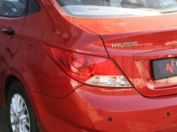 Hyundai Solaris I с пробегом 2013 года, цена 888 000 рублей, 81868 км, седан, Автокод Объявления