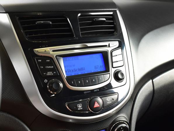 Hyundai Solaris I с пробегом 2014 года, цена 1 049 995 рублей, 157865 км, седан, Автокод Объявления