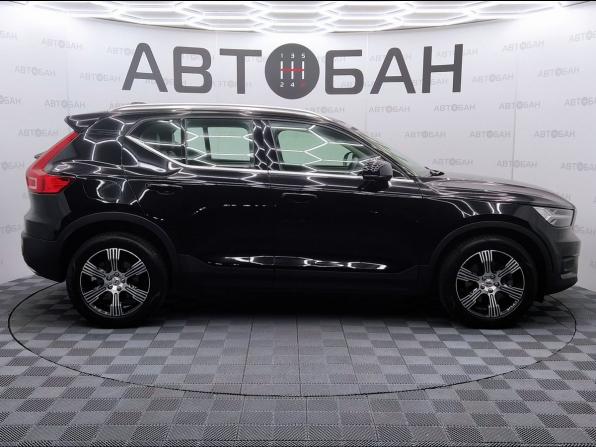 Volvo XC40 I с пробегом 2019 года, цена 3 249 000 рублей, 110096 км, внедорожник, Автокод Объявления