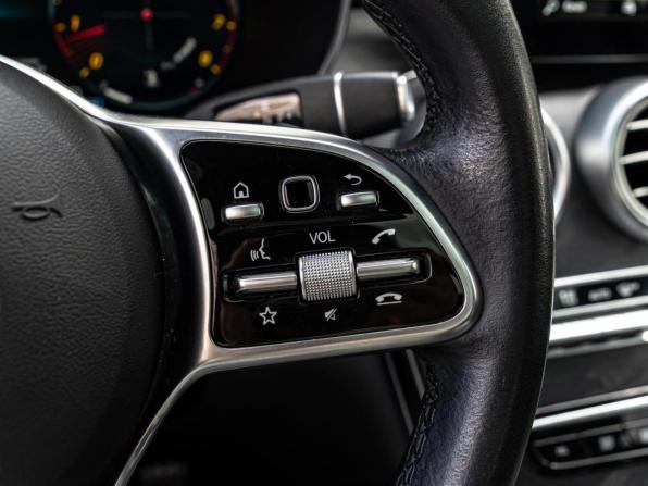 Mercedes-Benz GLC I (X253) Рестайлинг с пробегом 2020 года, цена 4 499 000 рублей, 30255 км, внедорожник, Автокод Объявления