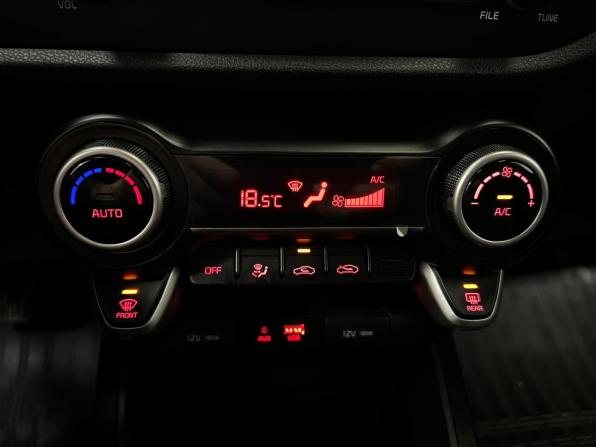 Kia Rio IV с пробегом 2018 года, цена 1 500 000 рублей, 98295 км, седан, Автокод Объявления