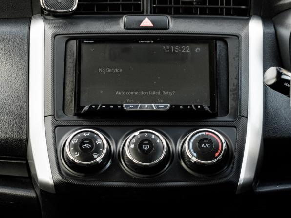 Toyota Corolla XI (E160 E170) Рестайлинг 2 с пробегом 2019 года, цена 1 300 000 рублей, 94245 км, универсал, Автокод Объявления