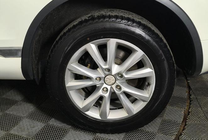 Volkswagen Touareg II с пробегом 2011 года, цена 1 430 000 рублей, 280495 км, внедорожник, Автокод Объявления