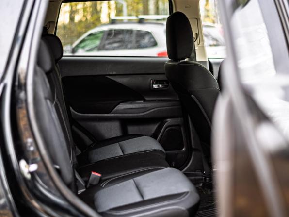 Mitsubishi Outlander III Рестайлинг 3 с пробегом 2021 года, цена 1 815 000 рублей, 194596 км, внедорожник, Автокод Объявления