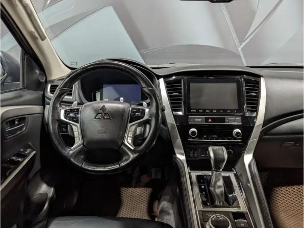 Mitsubishi Pajero Sport III Рестайлинг с пробегом 2022 года, цена 4 250 000 рублей, 30511 км, внедорожник, Автокод Объявления