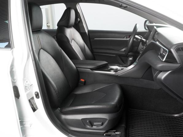 Toyota Camry VIII (XV70) Рестайлинг с пробегом 2023 года, цена 3 699 000 рублей, 48665 км, седан, Автокод Объявления