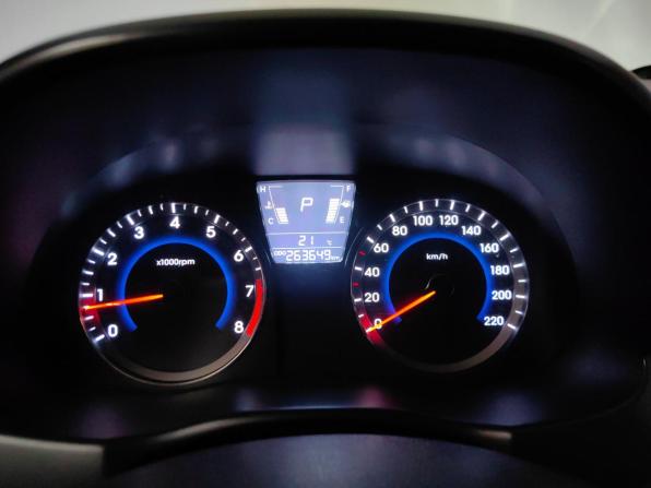 Hyundai Solaris I с пробегом 2014 года, цена 665 000 рублей, 263000 км, седан, Автокод Объявления