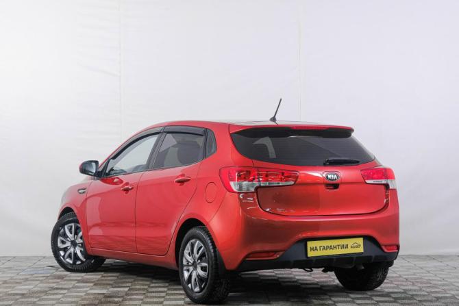 Kia Rio III Рестайлинг с пробегом 2016 года, цена 999 000 рублей, 137000 км, хэтчбек, Автокод Объявления