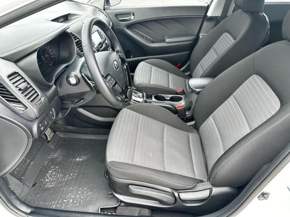 Kia Cerato III Рестайлинг (Classic) с пробегом 2018 года, цена 1 599 000 рублей, 136000 км, седан, Автокод Объявления