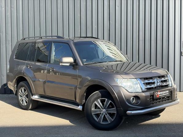 Mitsubishi Pajero IV Рестайлинг 1 с пробегом 2012 года, цена 2 120 000 рублей, 180888 км, внедорожник, Автокод Объявления