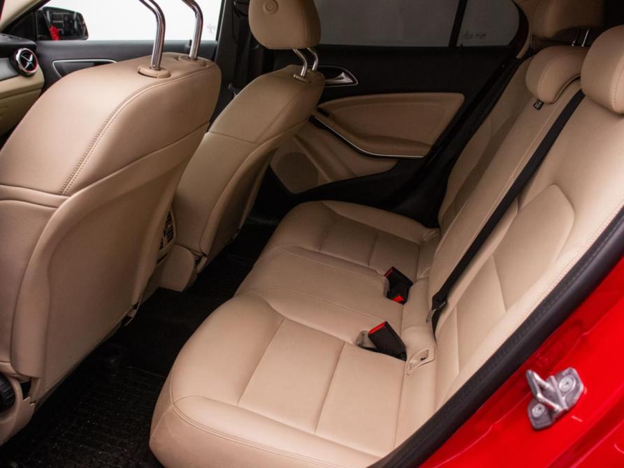 Mercedes-Benz GLA I (X156) Рестайлинг Москва  - изображение 11