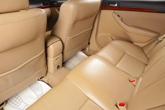 Toyota Avensis II с пробегом 2006 года, цена 1 049 000 рублей, 245000 км, седан, Автокод Объявления