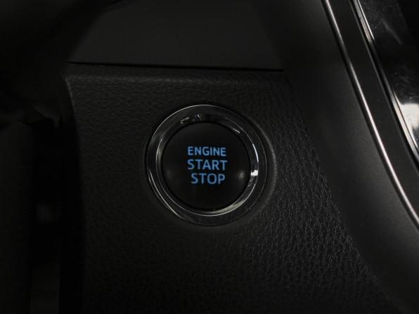 Toyota Camry VIII (XV70) с пробегом 2019 года, цена 2 999 999 рублей, 112469 км, седан, Автокод Объявления